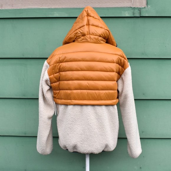 MOTHER | The Sher-Puff Zip Pullover in Inka Gold - Picture 7 of 16